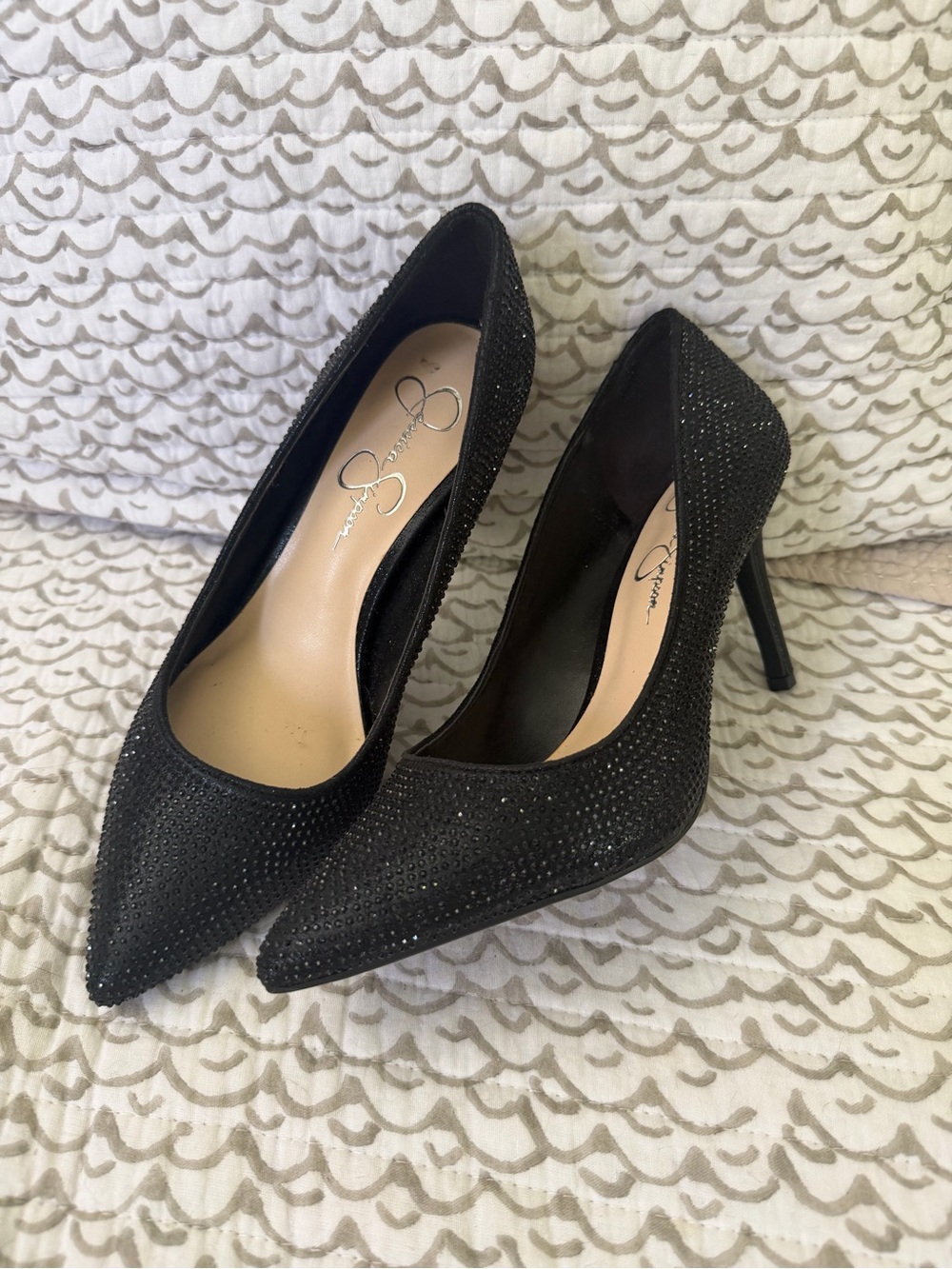 Size 8. Jessica Simpson Black Crystal Pointed Toe High Heels